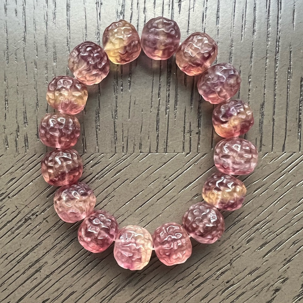 Beautiful fluorite bracelet 12mm SIZE 6.25’ ( See pictures) - Picture 3 of 8